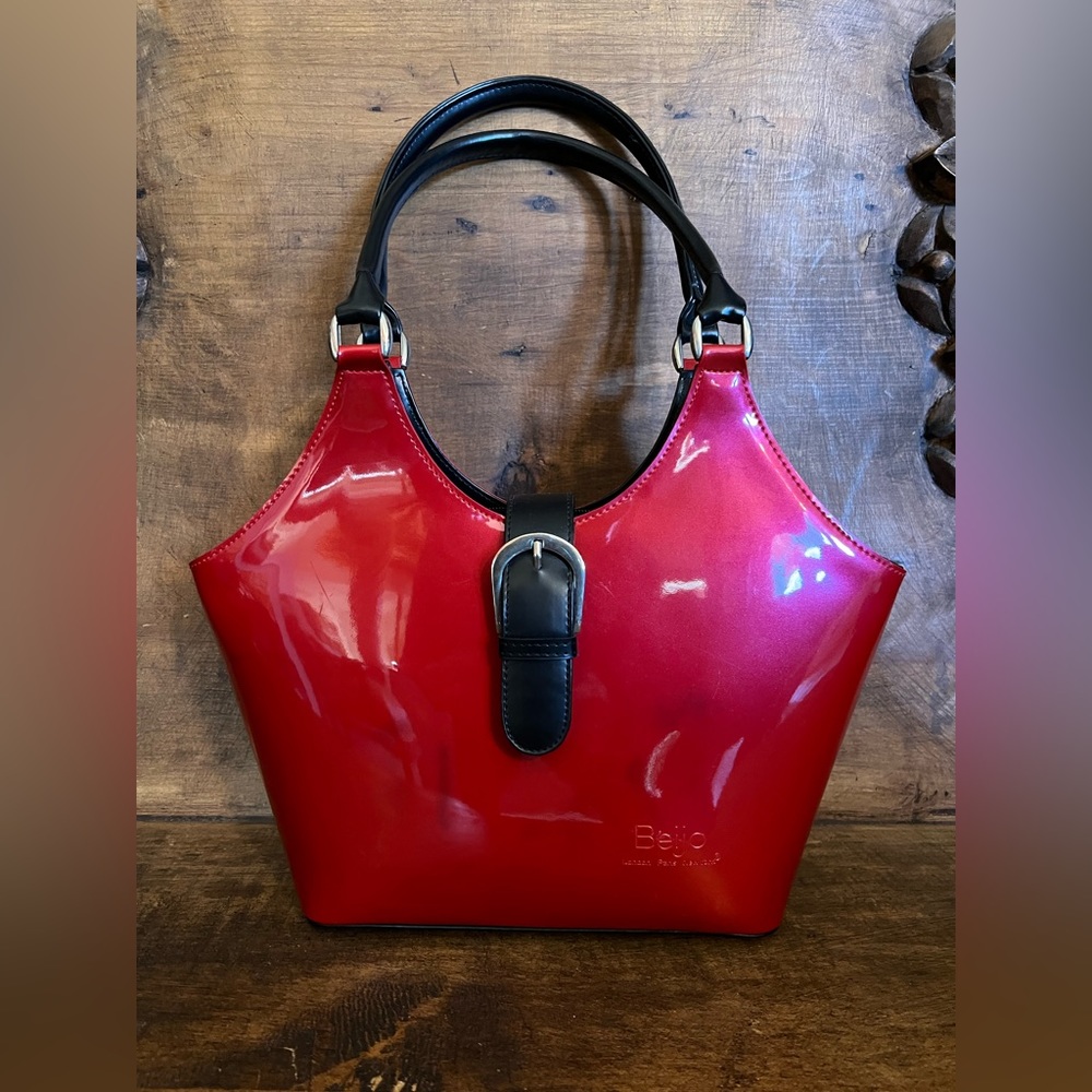 Beijo bag.
